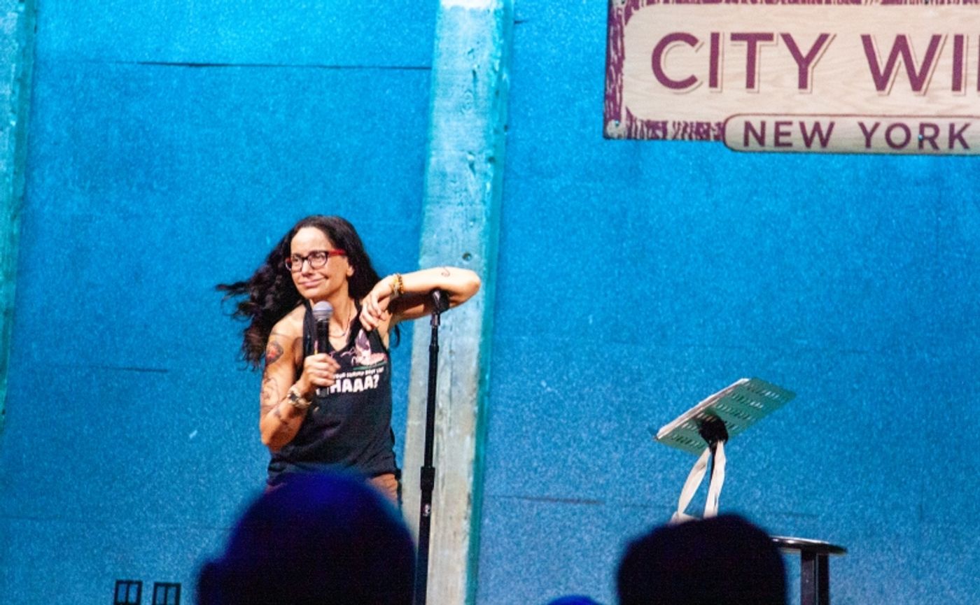 Review: Garofalo Gabs & Grabs From Her Comedy Grab Bag At City Winery Review: Garofalo Gabs & Grabs From Her Comedy Grab Bag At City Winery Image