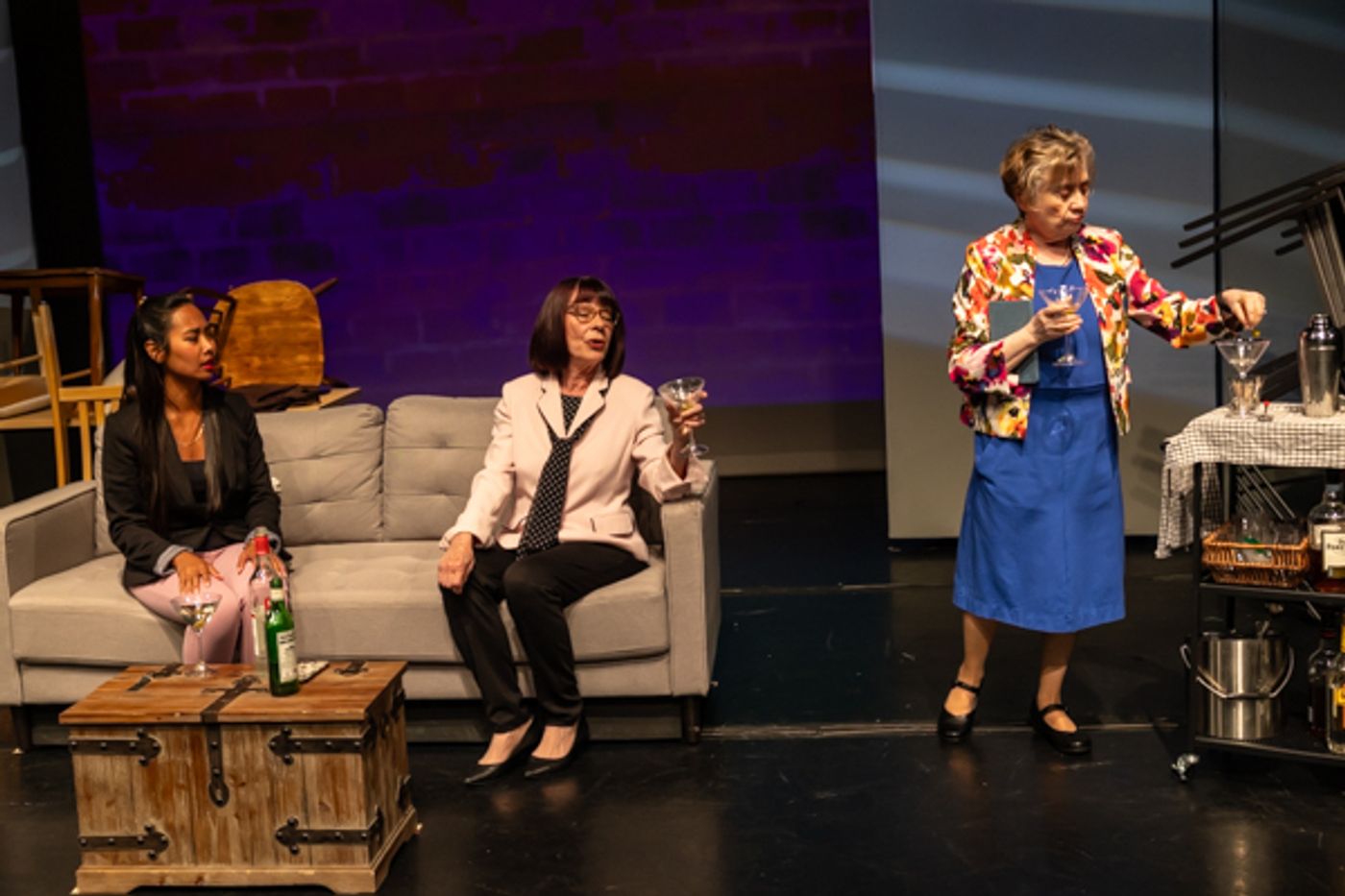 Photos: First look at Evolution Theatre Company's ONE SHOW TWO PLAYS  Image