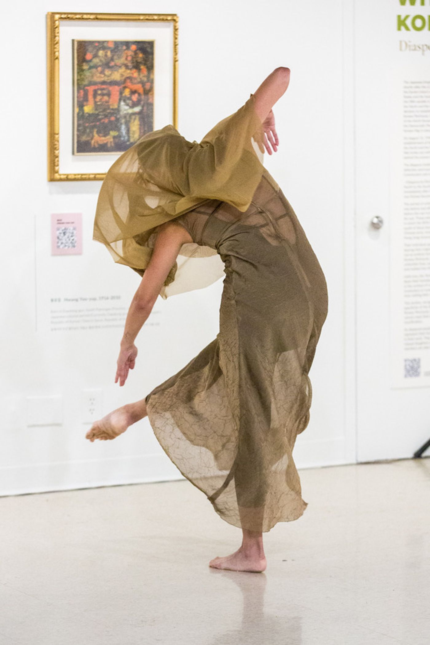 Photos: Dana Tai Soon Burgess Dance Company Visits New York City Photos: Dana Tai Soon Burgess Dance Company Visits New York City Image