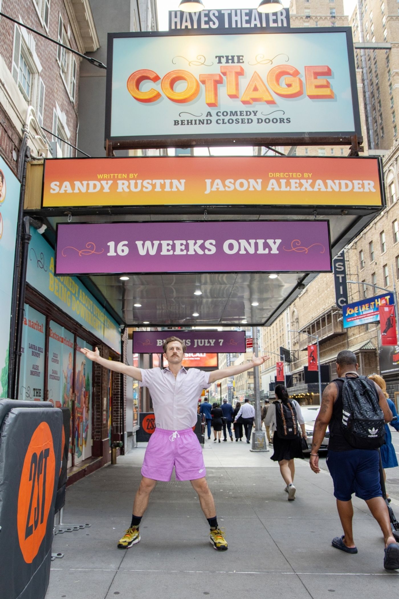 Interview: Alex Moffat Opens Up About His Broadway Debut in THE COTTAGE Interview: Alex Moffat Opens Up About His Broadway Debut in THE COTTAGE Image