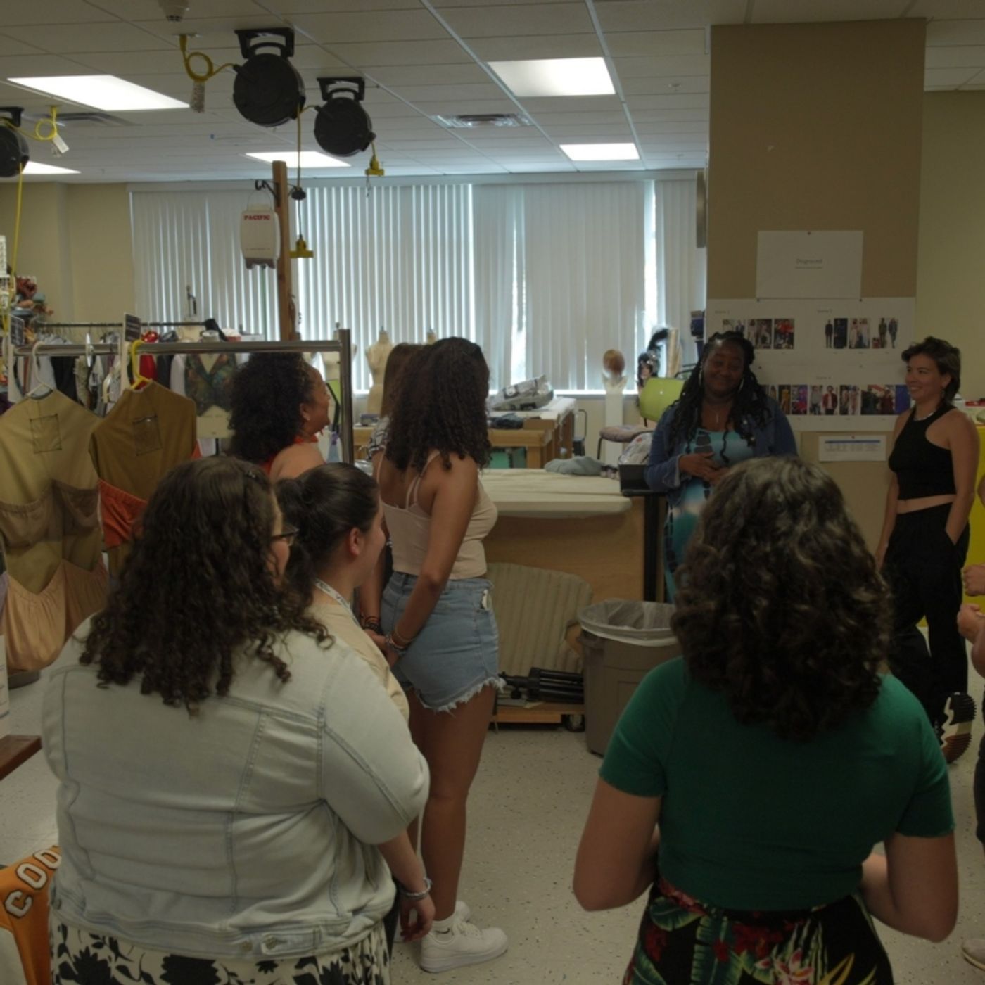 Previews: LA GRINGA at American Stage  Image