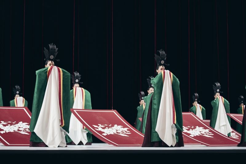 Review: ONE DANCE at Lincoln Center-A Stunning Visual Display of Korean Dance  Image