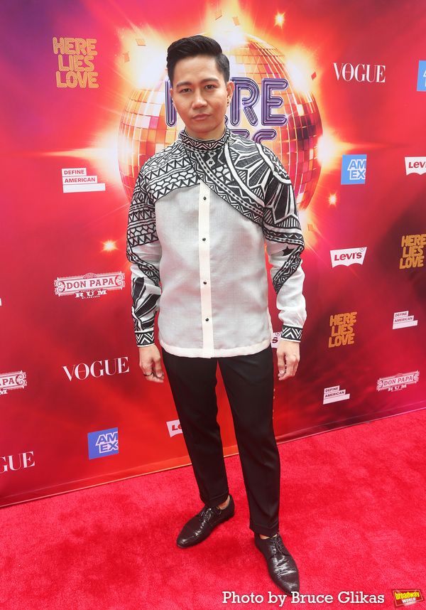 Photos: HERE LIES LOVE Cast and Creative Team Walk the Red Carpet on Opening Night — photo 44 of 104