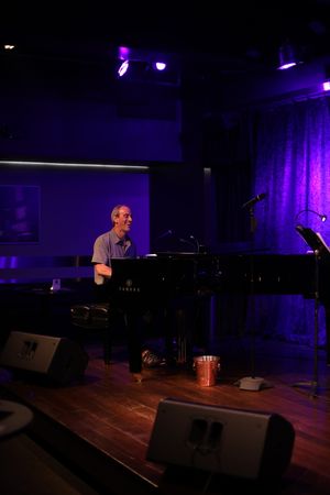 Lon Hoyt @ BroadwayWorld Lon Hoyt Photo