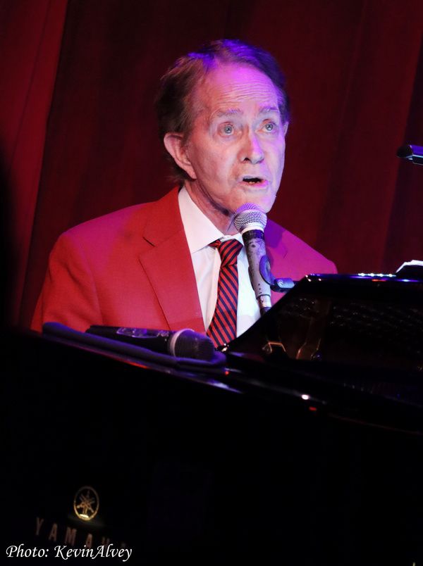 Photos: Steve Ross Returns To Birdland  Image