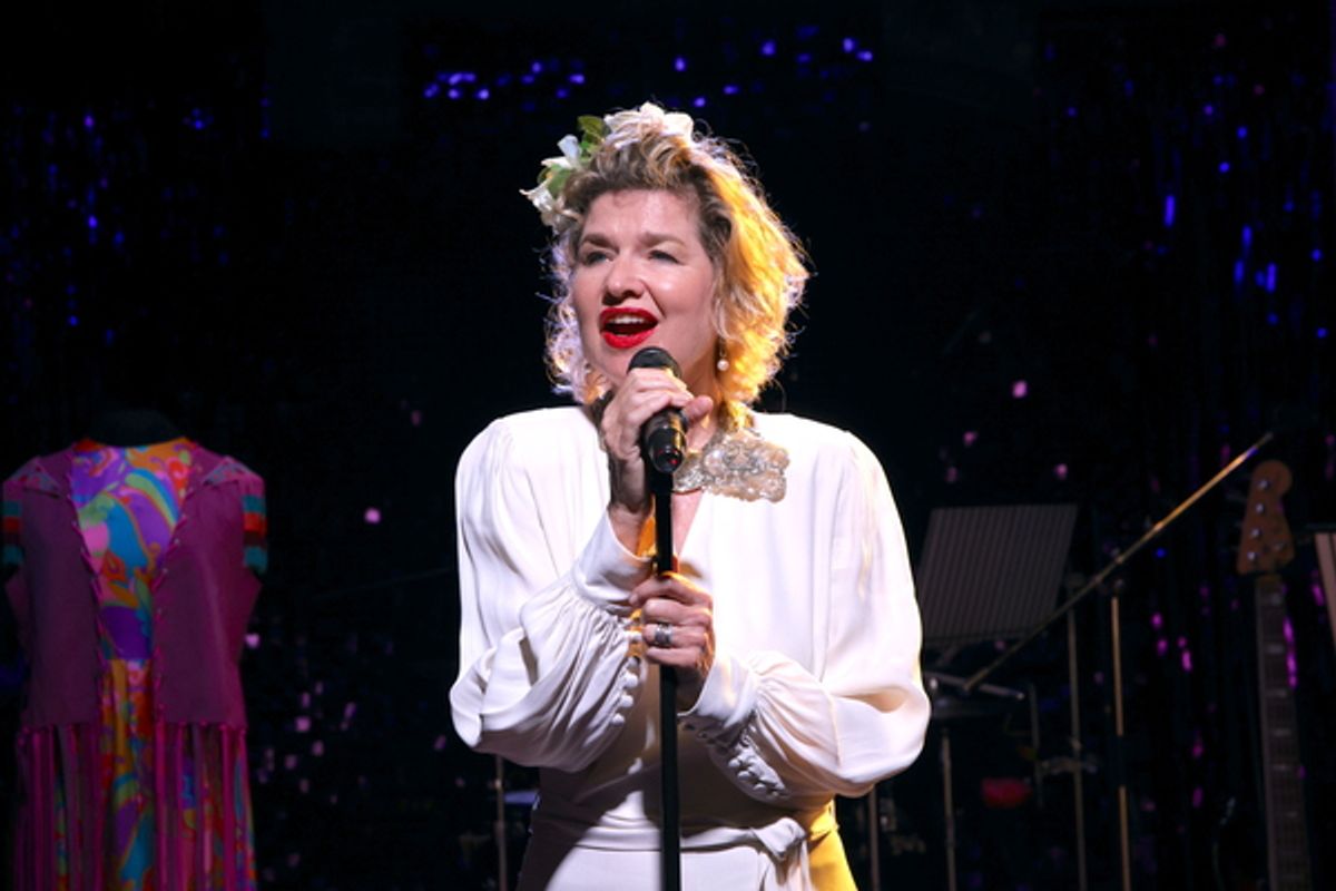 Issy van Randwyck at 