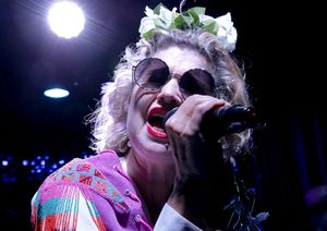 Issy van Randwyck @ BroadwayWorld Issy van Randwyck Photo