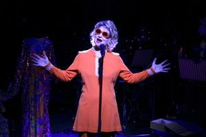 Issy van Randwyck @ BroadwayWorld Issy van Randwyck Photo