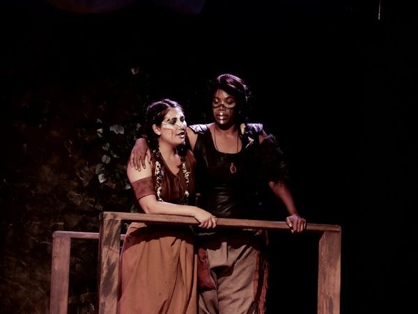 Maia Luer, Zenarra James,  Photo