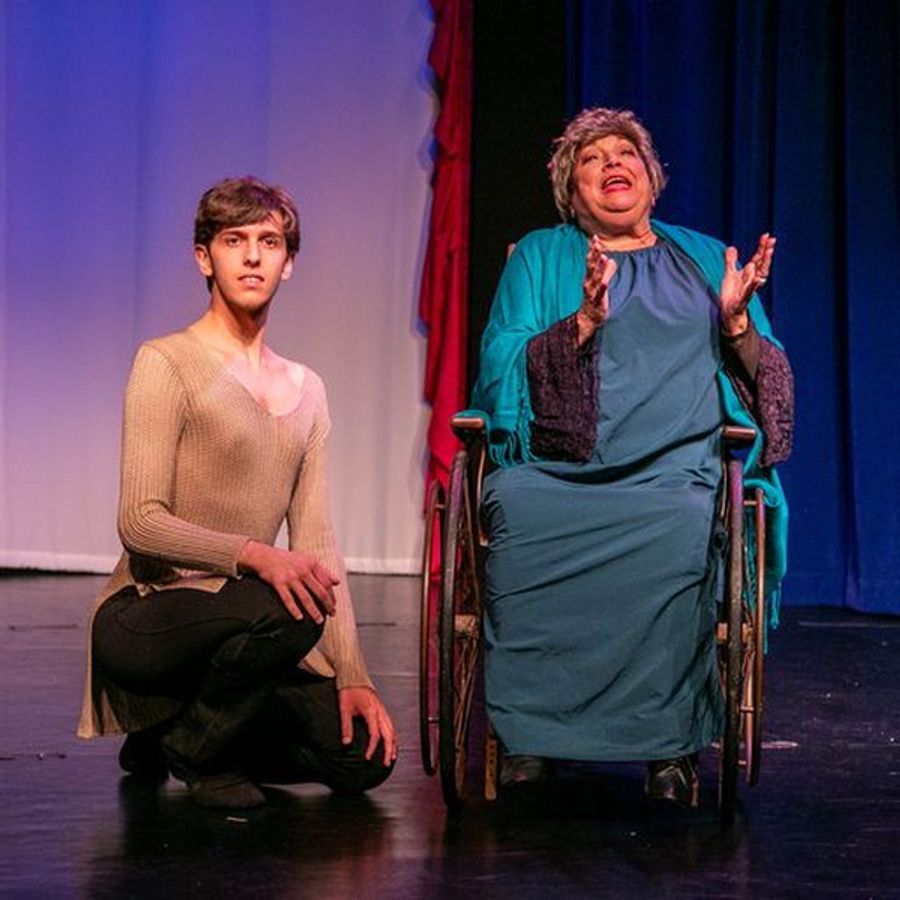 Photos: First Look at PIPPIN at TheatreWorks New Milford Image