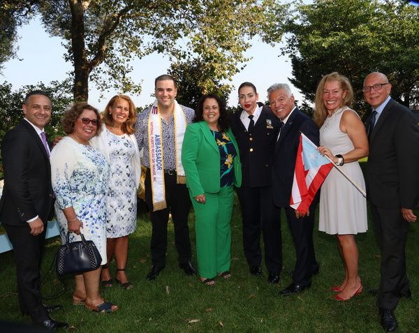 Photos: The Gracie Mansion Dressed Up To Celebrate The Puerto Rican Spirit  Image