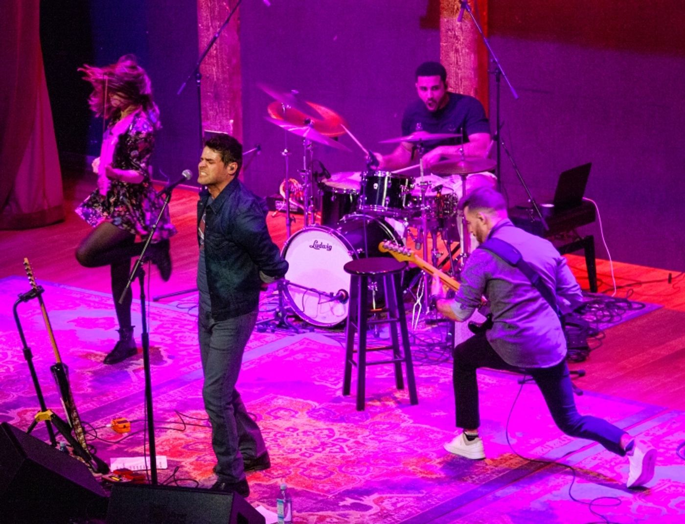 Review: AGE OF MADNESS Gives City Winery Rock And Roll Realness  Image