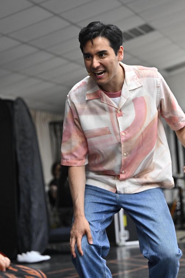 Photos: In Rehearsal For NEXT TO NORMAL in Taiwan  Image