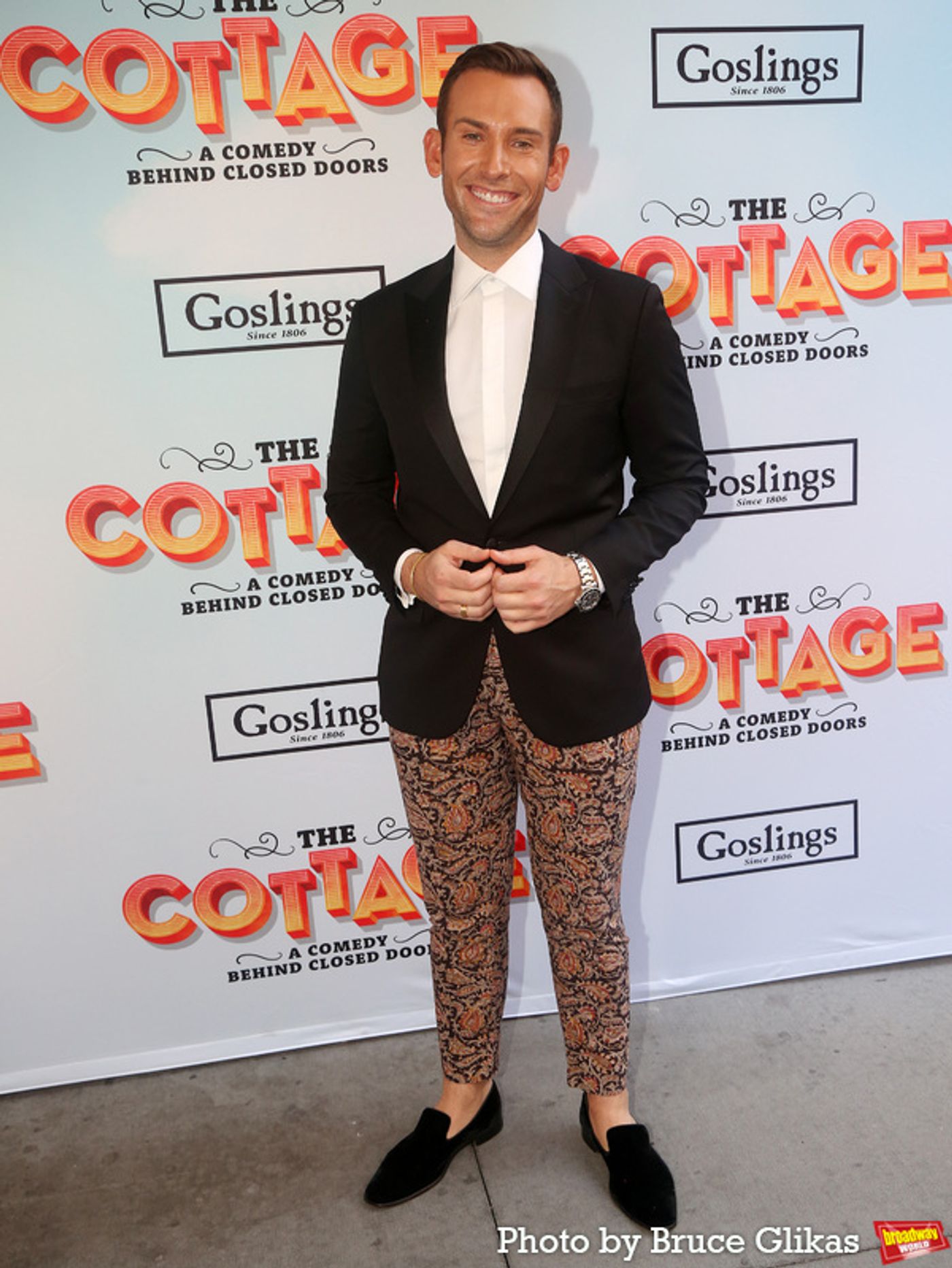 Photos: THE COTTAGE Cast Celebrates Opening Night  Image