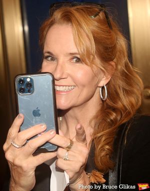Lea Thompson Photo