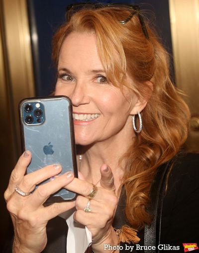 Lea Thompson Photo
