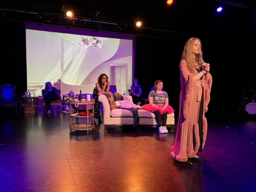 Review: RUTHLESS! At Theatre Elision At Elision Playhouse Image