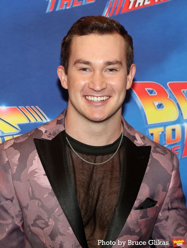 Photos: The Cast of BACK TO THE FUTURE Walks The Red Carpet For Their Gala Performance — photo 65 of 92