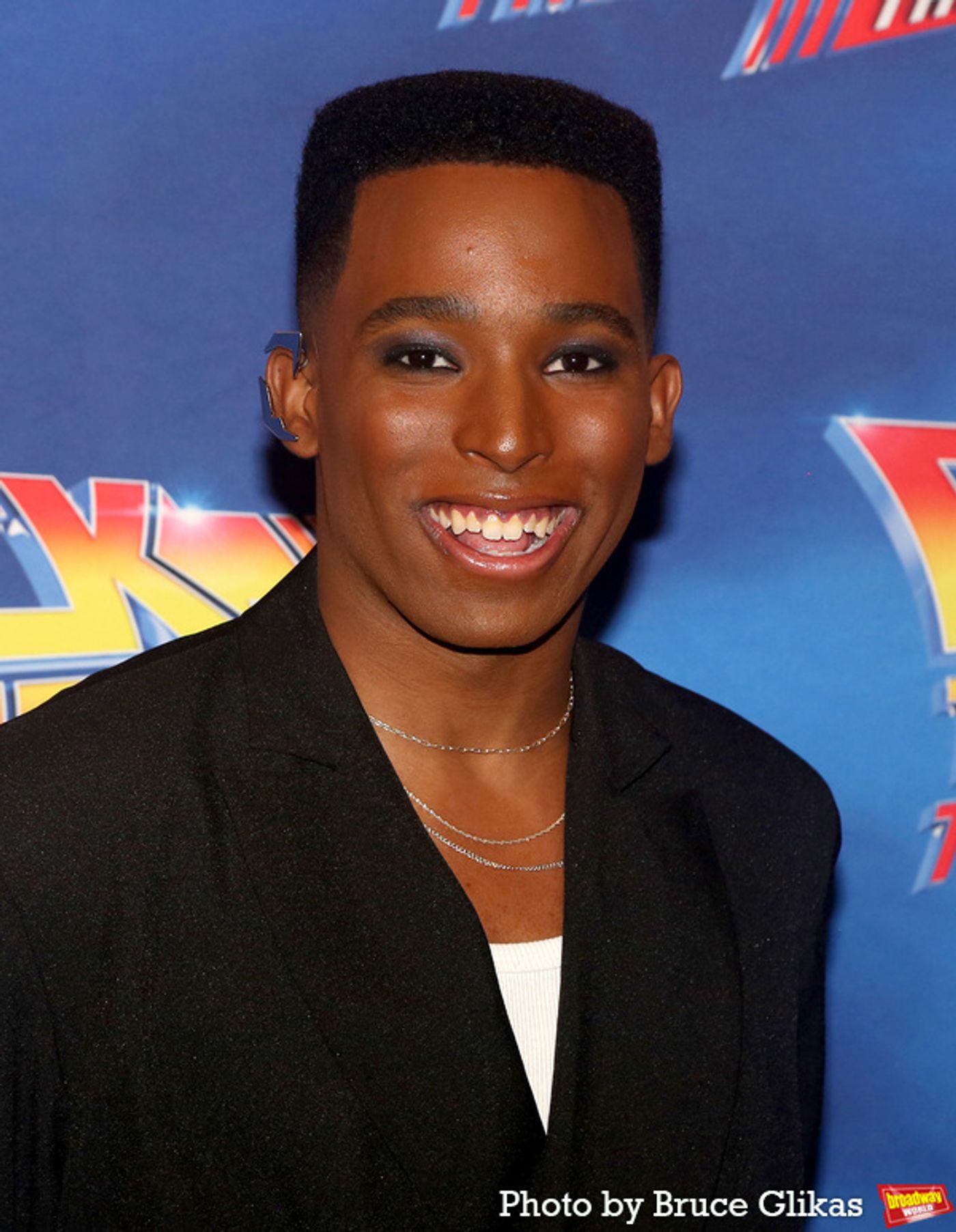 Photos: The Cast of BACK TO THE FUTURE Walks The Red Carpet For Their Gala Performance  Image