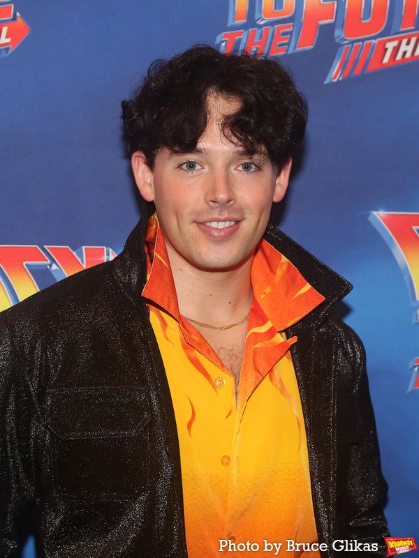 Photos: The Cast of BACK TO THE FUTURE Walks The Red Carpet For Their Gala Performance — photo 43 of 92