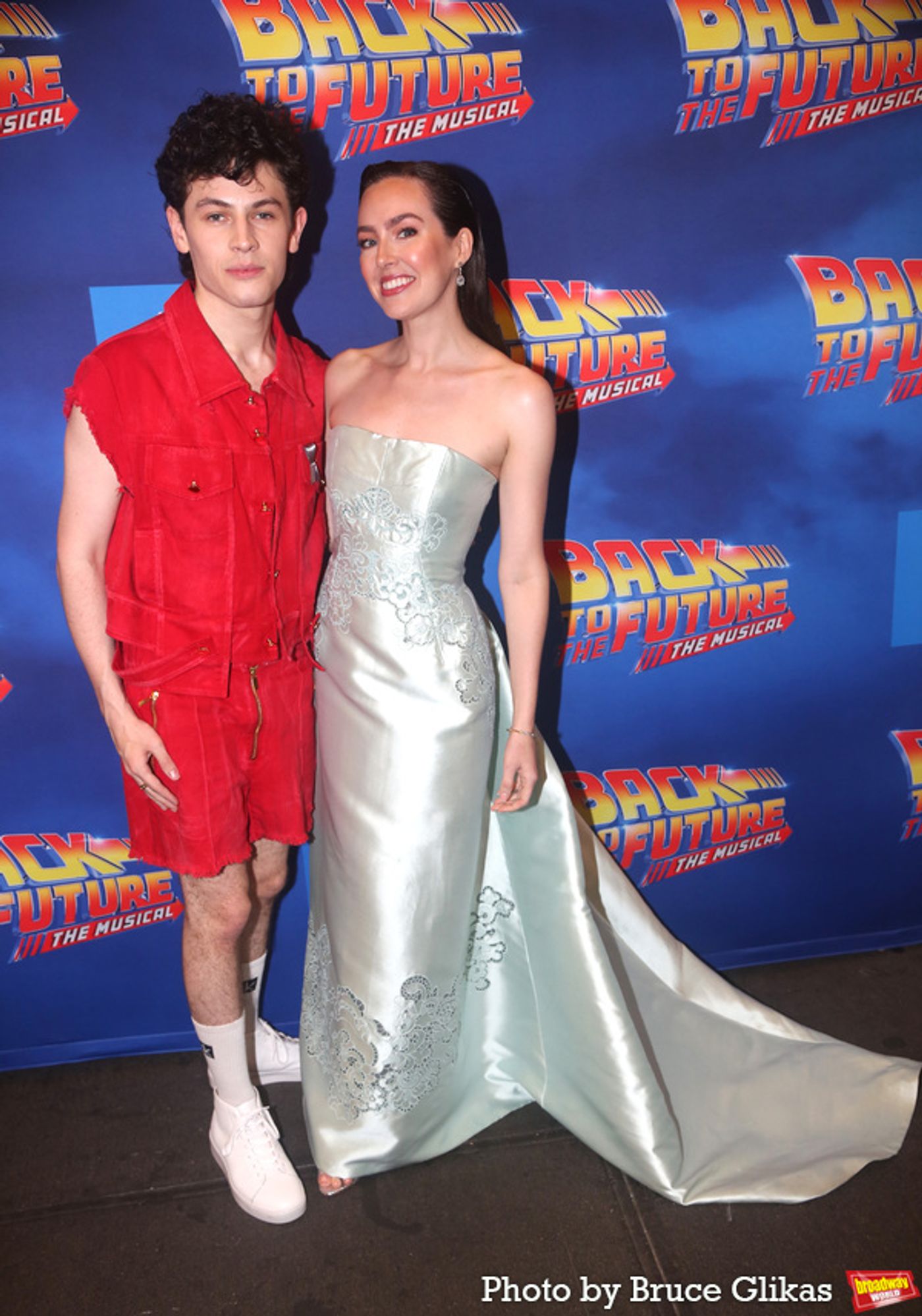 Photos: The Cast of BACK TO THE FUTURE Walks The Red Carpet For Their Gala Performance  Image
