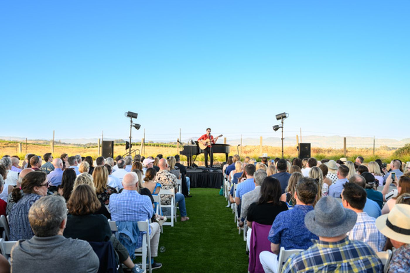 Photos: Darren Criss Takes the Stage at Broadway and Vine  Image