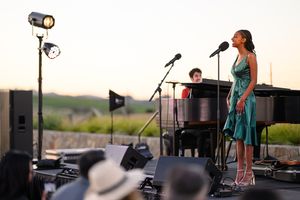 Darren Criss, Amarech Mendez @ BroadwayWorld Darren Criss, Amarech Mendez Photo