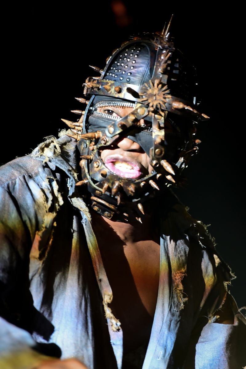 'Electro Opera' IRON – THE MAN IN THE IRON MASK Breaks the Li-mits Between Stage and Audience  Image