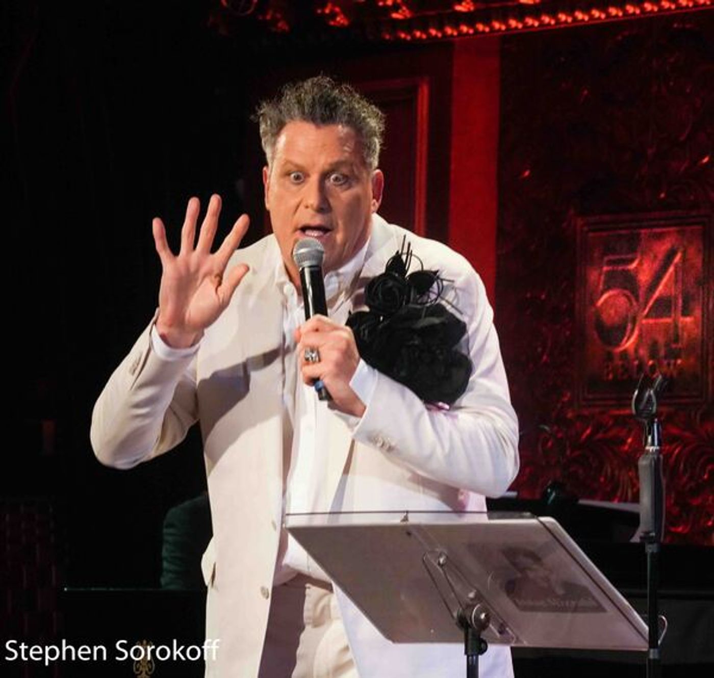 Photos: Isaac Mizrahi Performs at 54 Below  Image