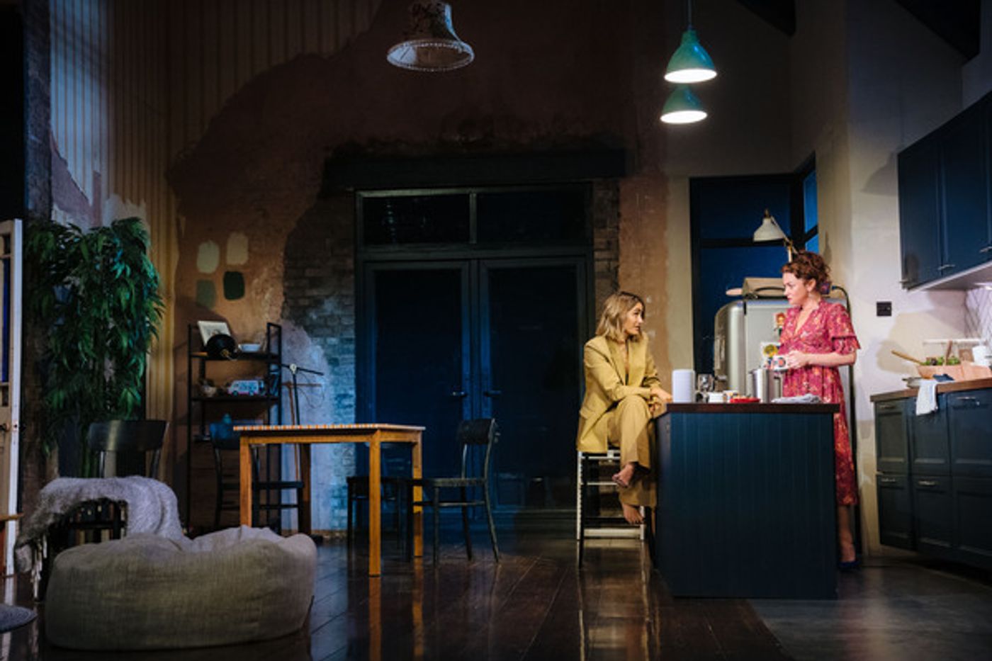 Photos: First Look at Frankie Bridge in 2.22 - A GHOST STORY  Image