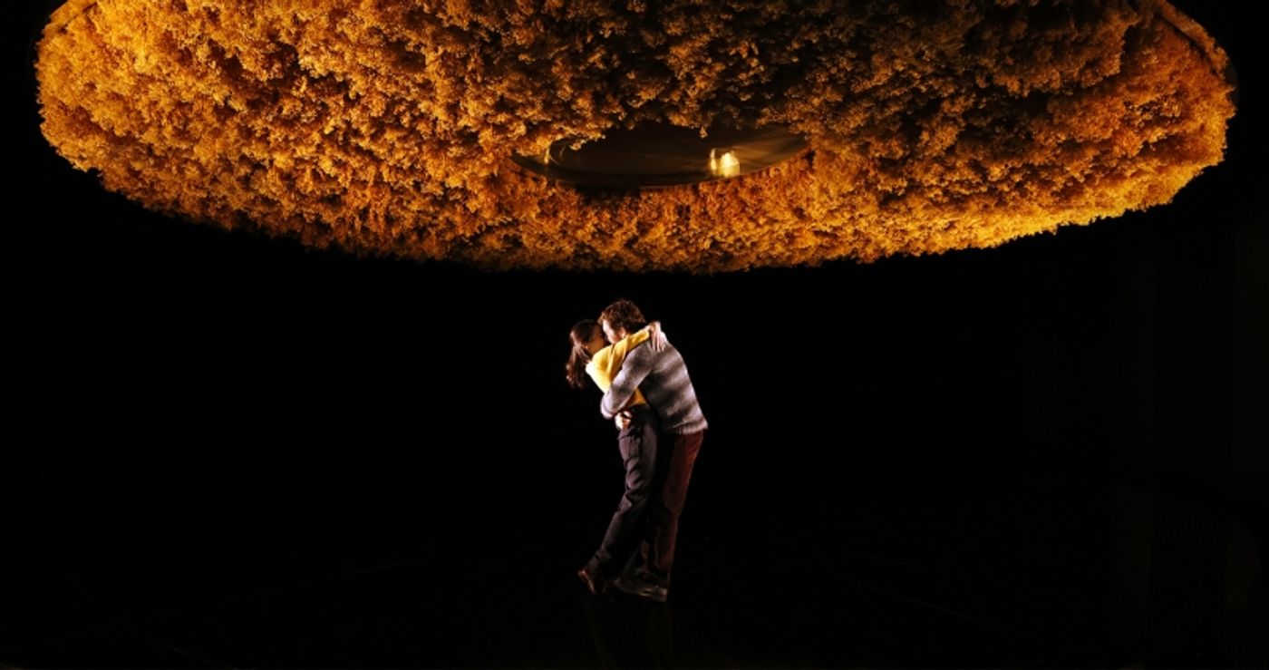 REVIEW: The Effect Of The Possibility Of Parallel Universes Plays Out In A Beautiful Expression Of Nick Payne's CONSTELLATIONS  Image