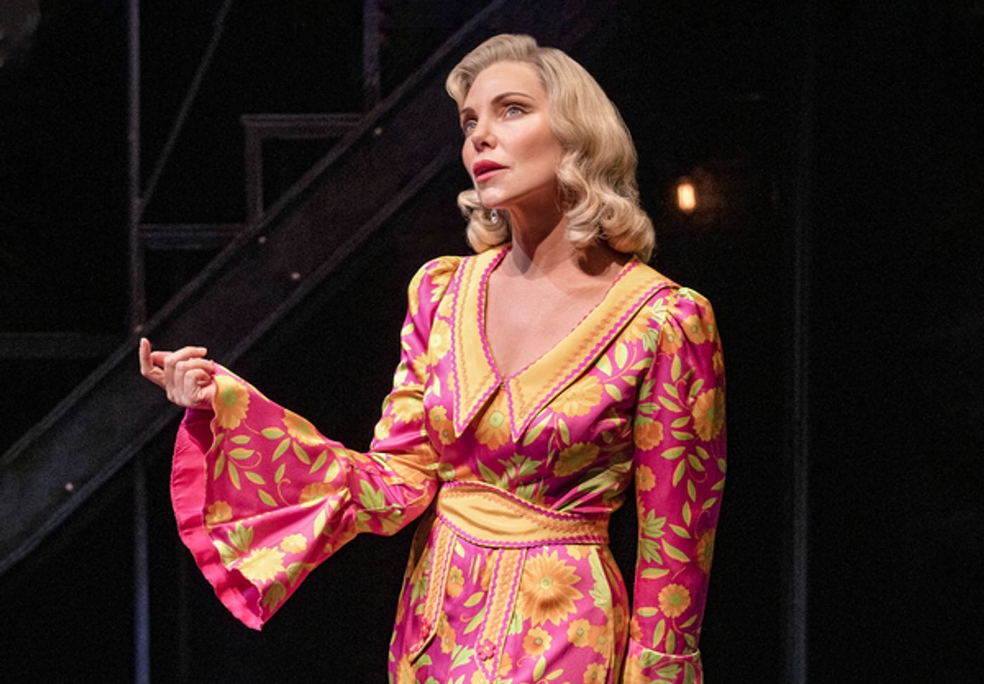 Photos: First Look at the UK Tour of 42ND STREET  Image