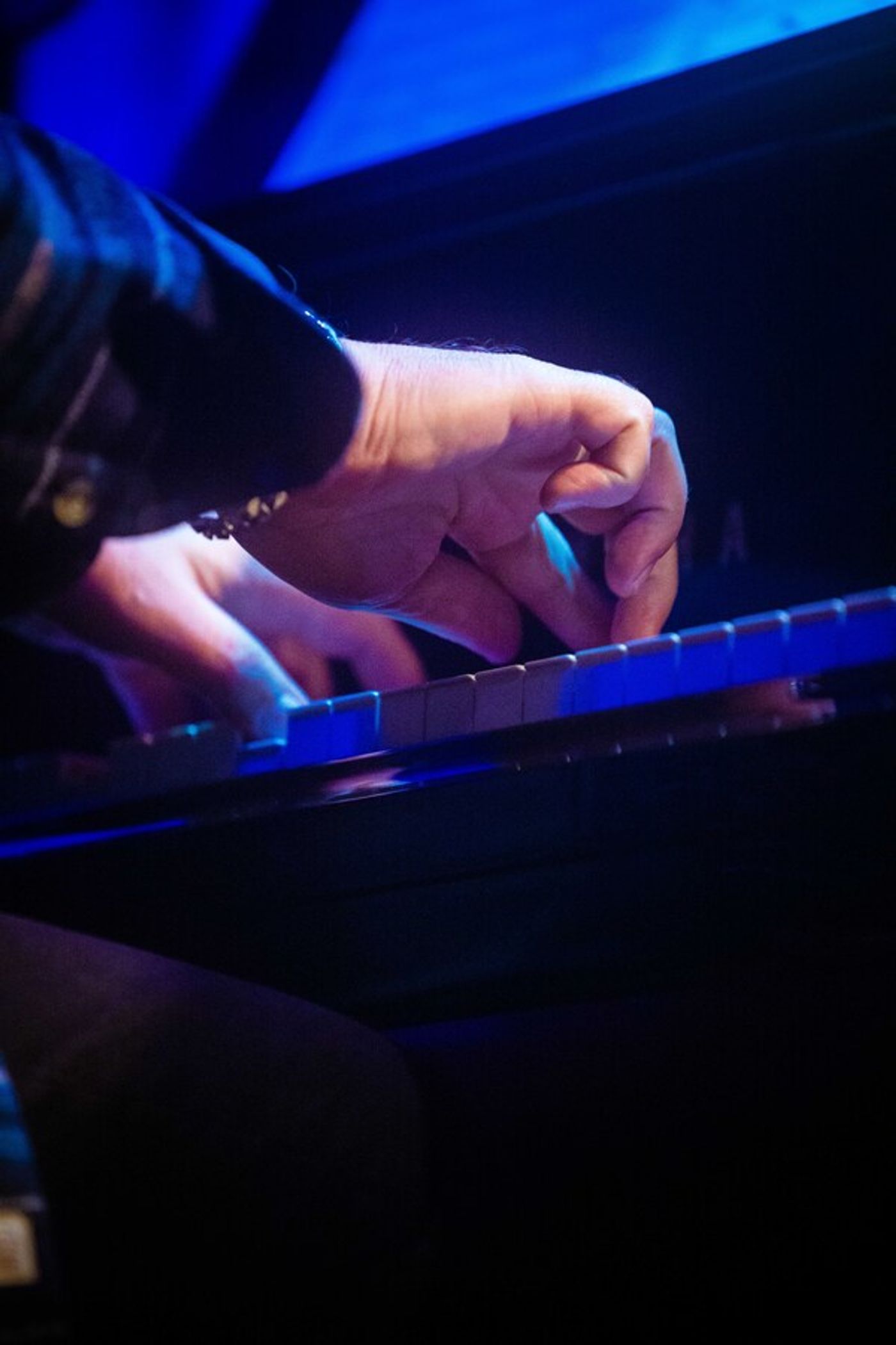 Photos: August 1st THE LINEUP WITH SUSIE MOSHER Particularly Special In A Matt Baker Photo Essay  Image