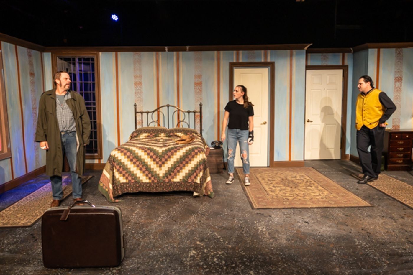 Photos: First look at New Herring Productions' A BEHANDING IN SPOKANE  Image