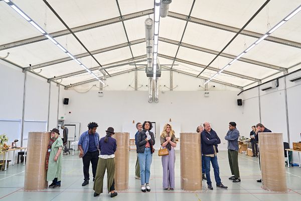 Photos: First Look at Patsy Ferran and Bertie Carvel in Rehearsal for PYGMALION at the Old Vic — photo 12 of 12