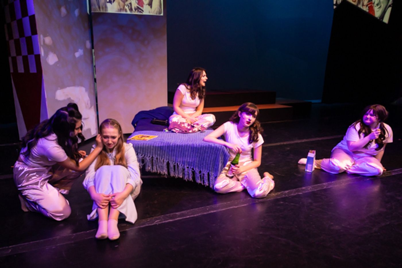 Photos: First look at Abbey Theater of Dublin's GREASE  Image