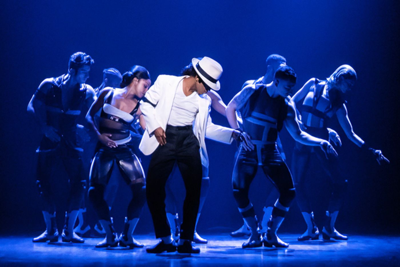 Photos & Video: First Look at the National Tour of MJ  Image