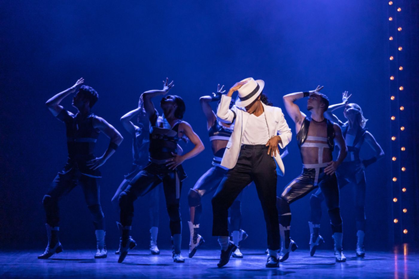 Photos & Video: First Look at the National Tour of MJ  Image