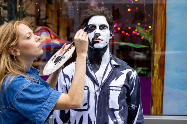 Photos: Alexa Meade Paints Amber Gray, Derek Klena, Drew Gehling, and More!  Image