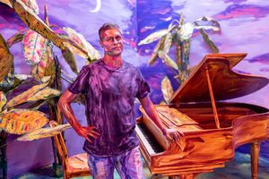 Tom Kitt @ BroadwayWorld Tom Kitt Photo