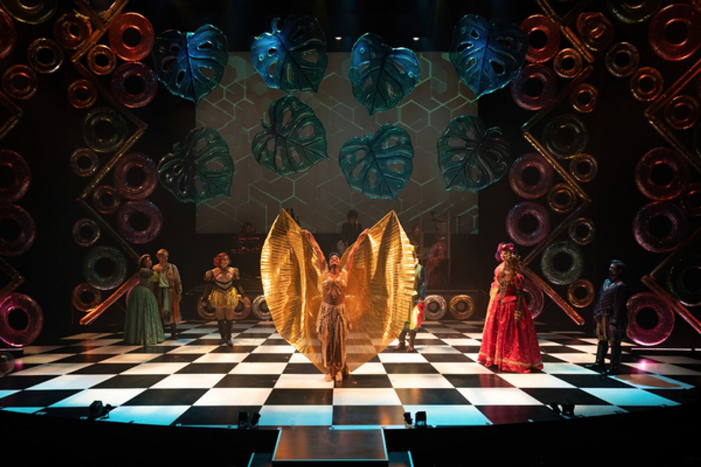 Photos: First Look at HEAD OVER HEELS at ZACH Theatre  Image