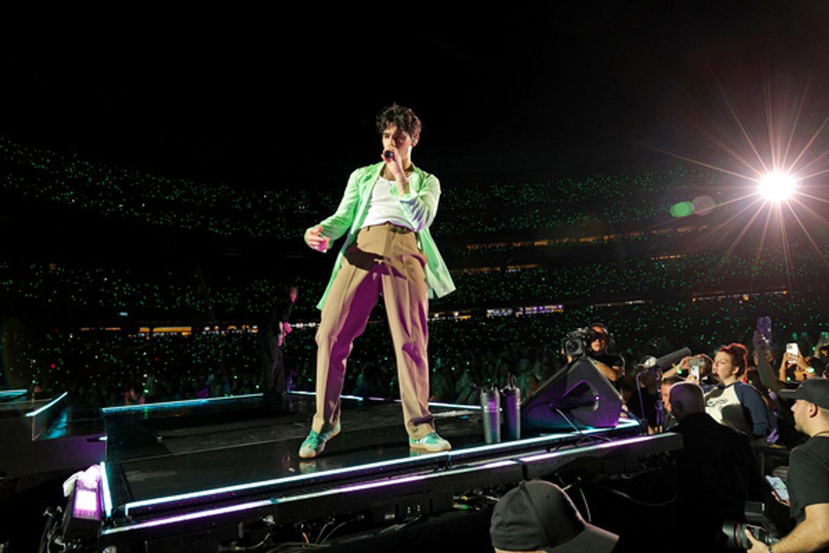Joe Jonas at Photos: Jonas Brothers Kick Off 'The Tour' at Yankee Stadium