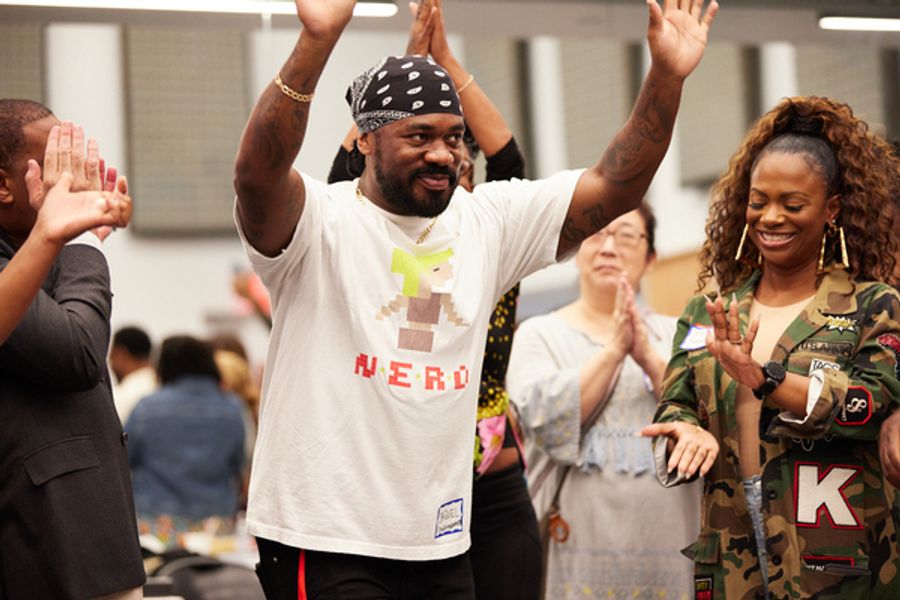 Video: Go Inside the First Day of Rehearsal for THE WIZ Image