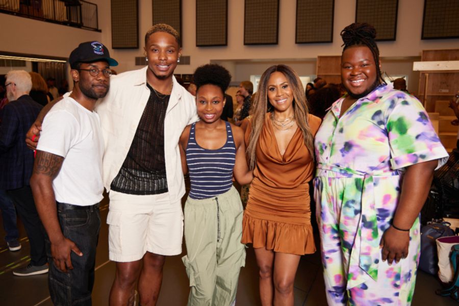 Video: Go Inside the First Day of Rehearsal for THE WIZ Image