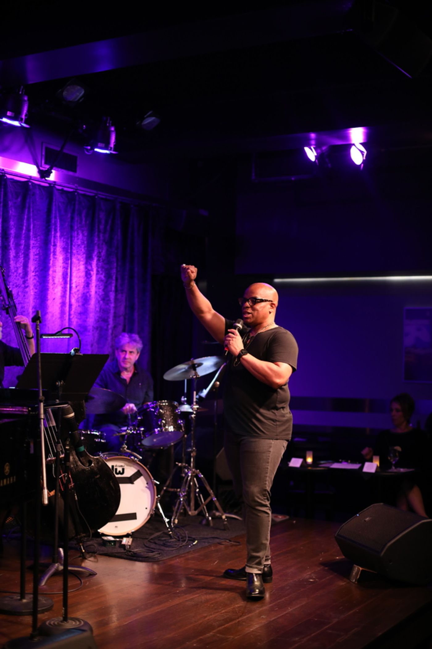 Photos: August 8th THE LINEUP WITH SUSIE MOSHER In A Chris Ruetten Photo Flash  Image