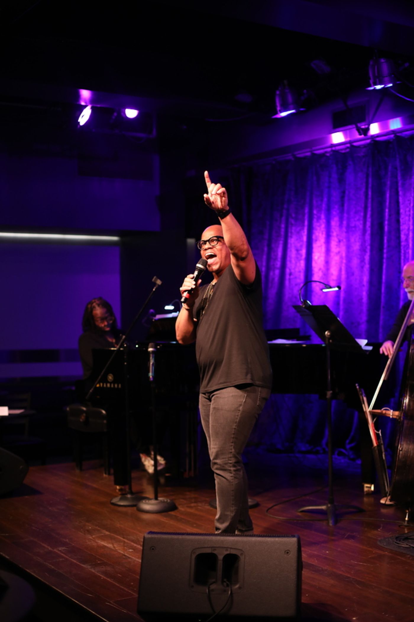 Photos: August 8th THE LINEUP WITH SUSIE MOSHER In A Chris Ruetten Photo Flash  Image