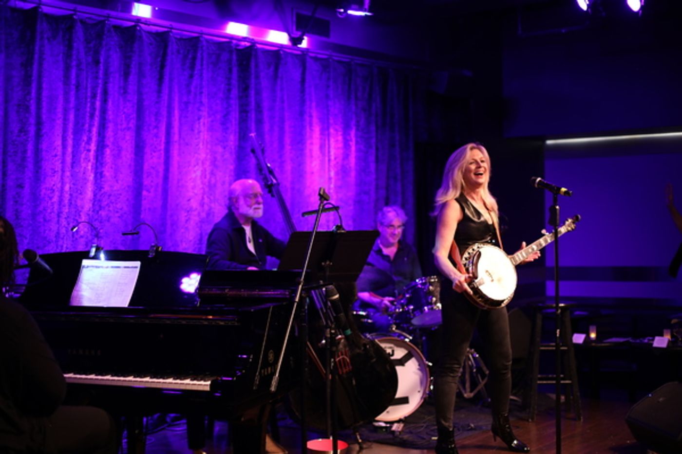 Photos: August 8th THE LINEUP WITH SUSIE MOSHER In A Chris Ruetten Photo Flash  Image