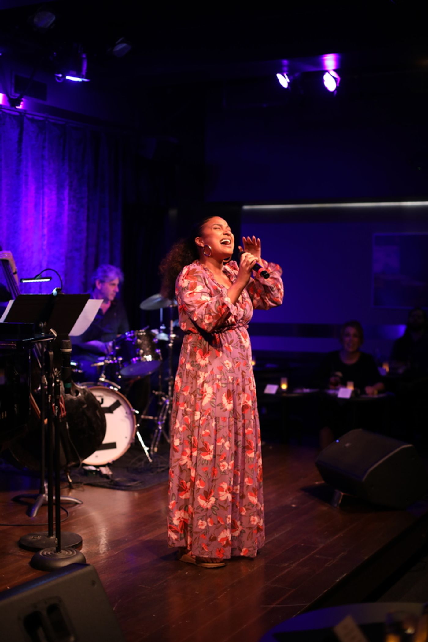 Photos: August 8th THE LINEUP WITH SUSIE MOSHER In A Chris Ruetten Photo Flash  Image