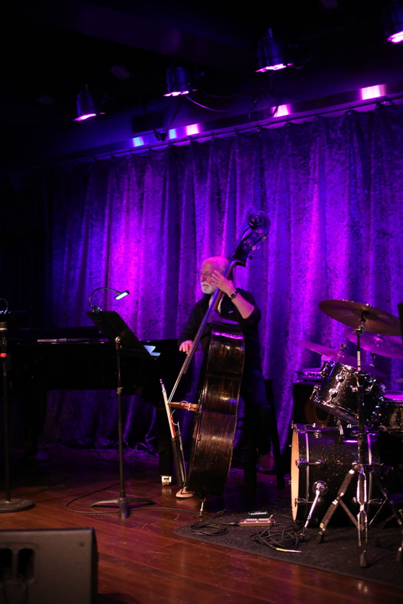 Photos: August 8th THE LINEUP WITH SUSIE MOSHER In A Chris Ruetten Photo Flash  Image