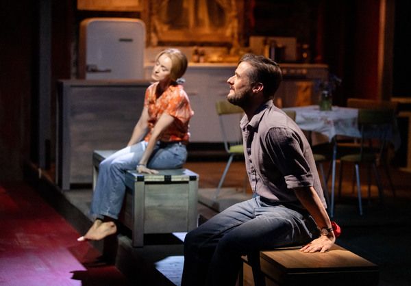 Photos: First Look at Erin Davie & Mark Evans in Signature's THE BRIDGES OF MADISON COUNTY  Image